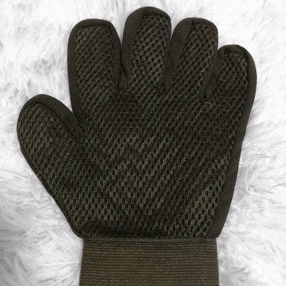 Royal Blue Pet Groom and Massage Glove - Picture 3 of 8